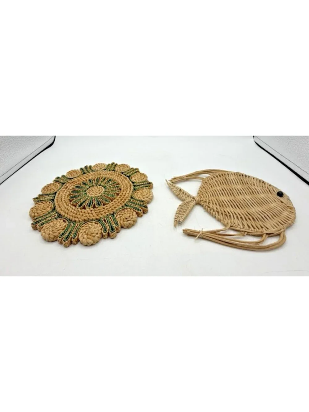 Vintage Wicker Straw Trivets Fish & Round Hot Pads Pot Mats Lot of 2 Boho Beach